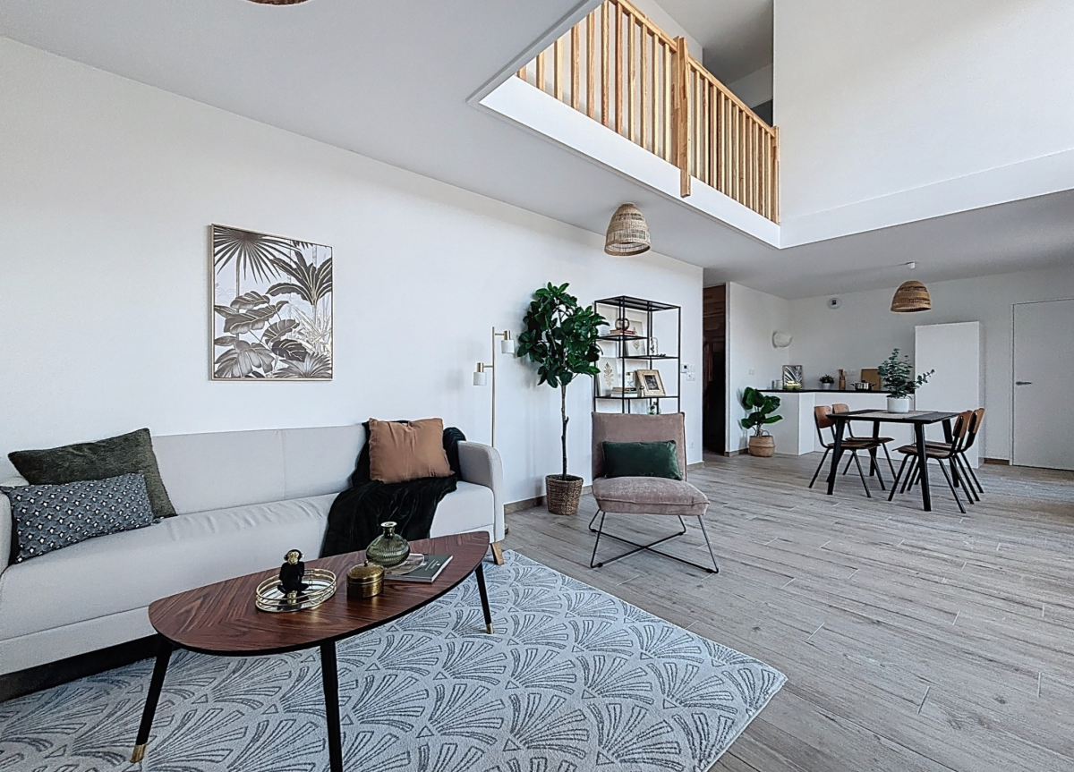 Photo 3 : Duplex / Maison sur le toit – 5P – 125 m² – Bourg-en-Bresse