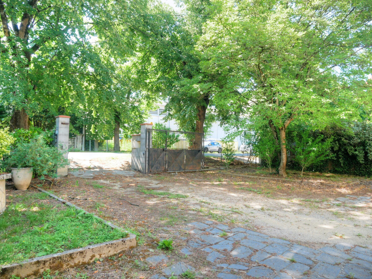 Photo 2 : Maison - Condom - 180m² +- 2 logements