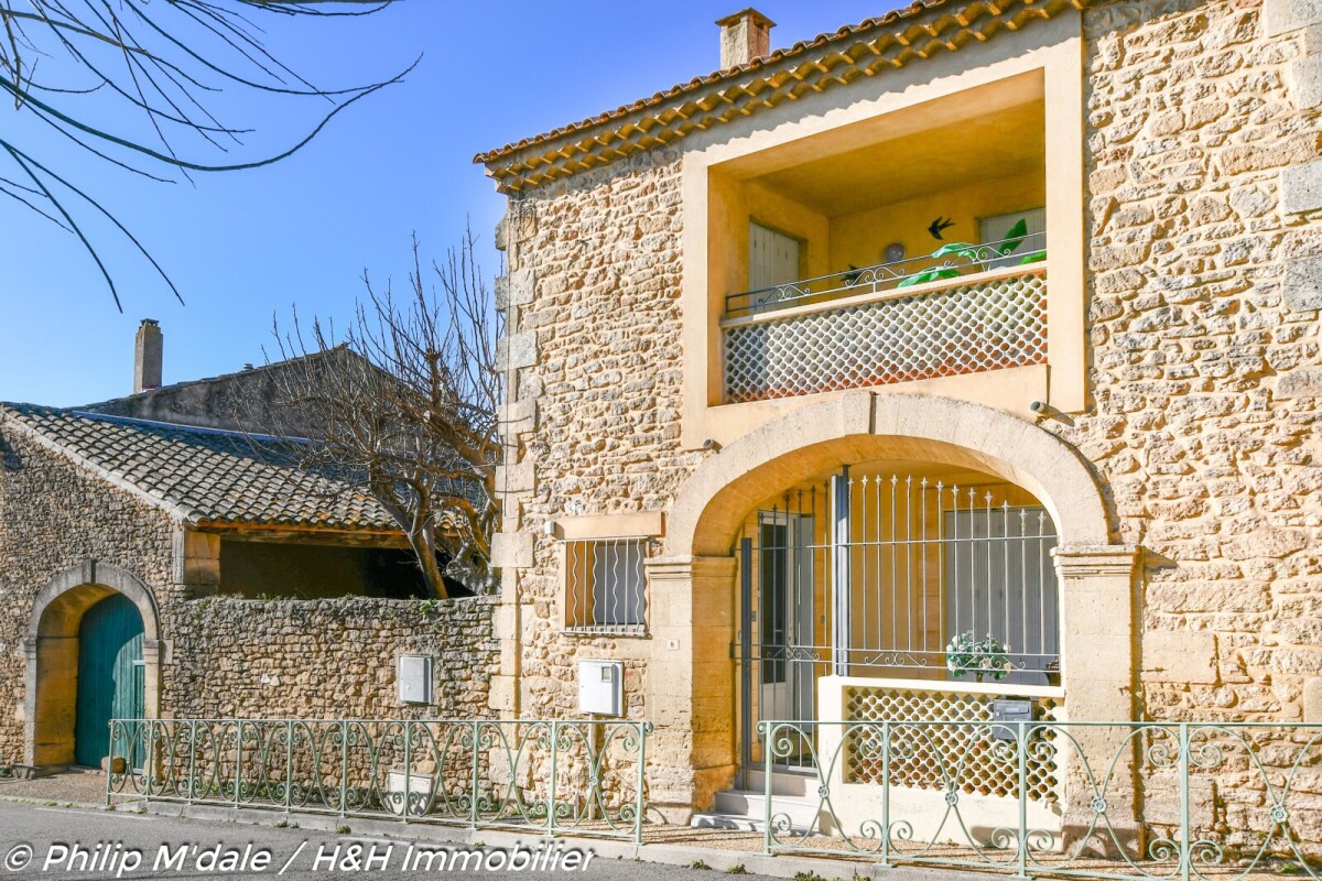 Photo 1 : Maison - Castillon-du-Gard - 80m²