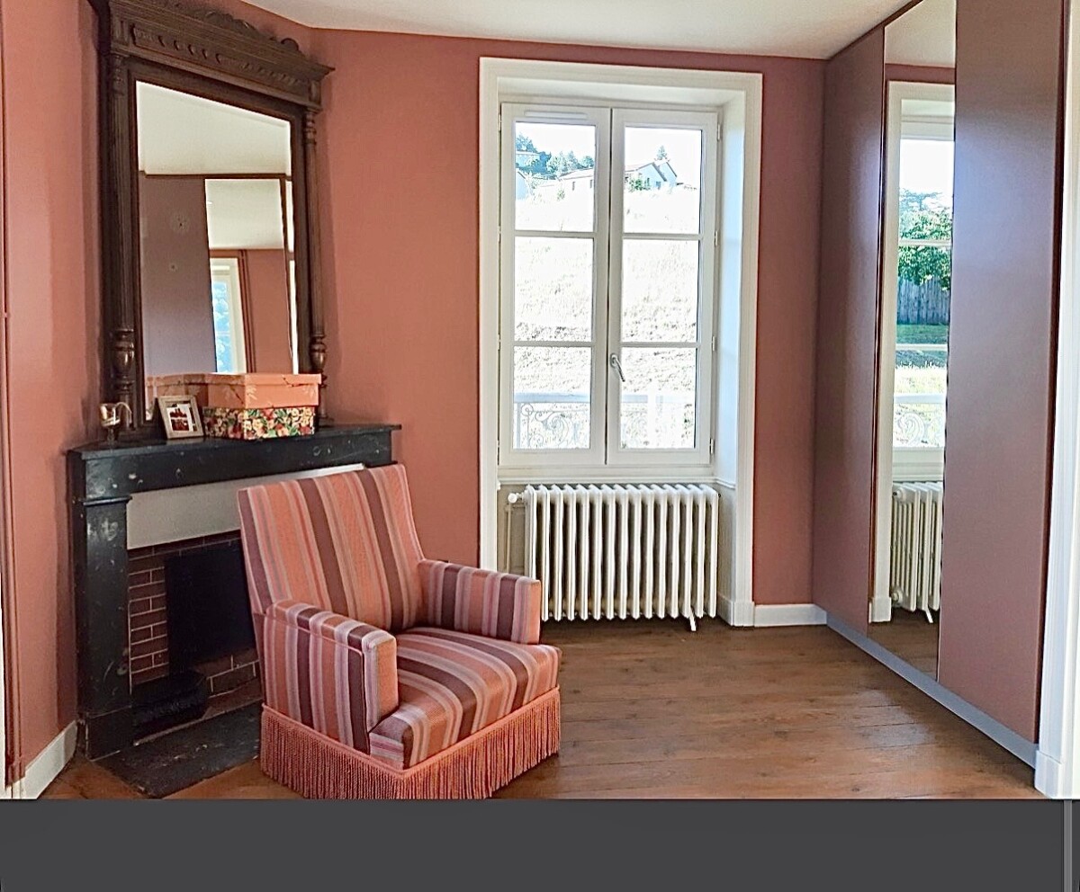 Photo 12 : Maison - Beaujeu - 281m²