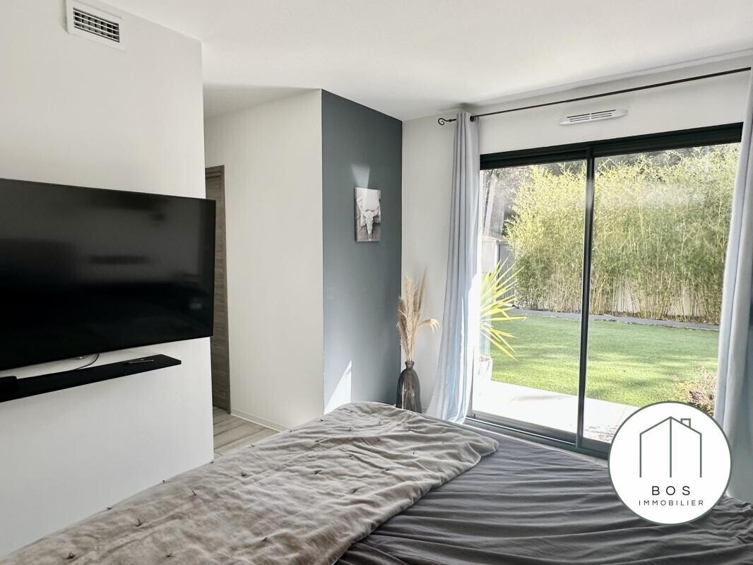 Photo 13 : Villa contemporaine avec piscine