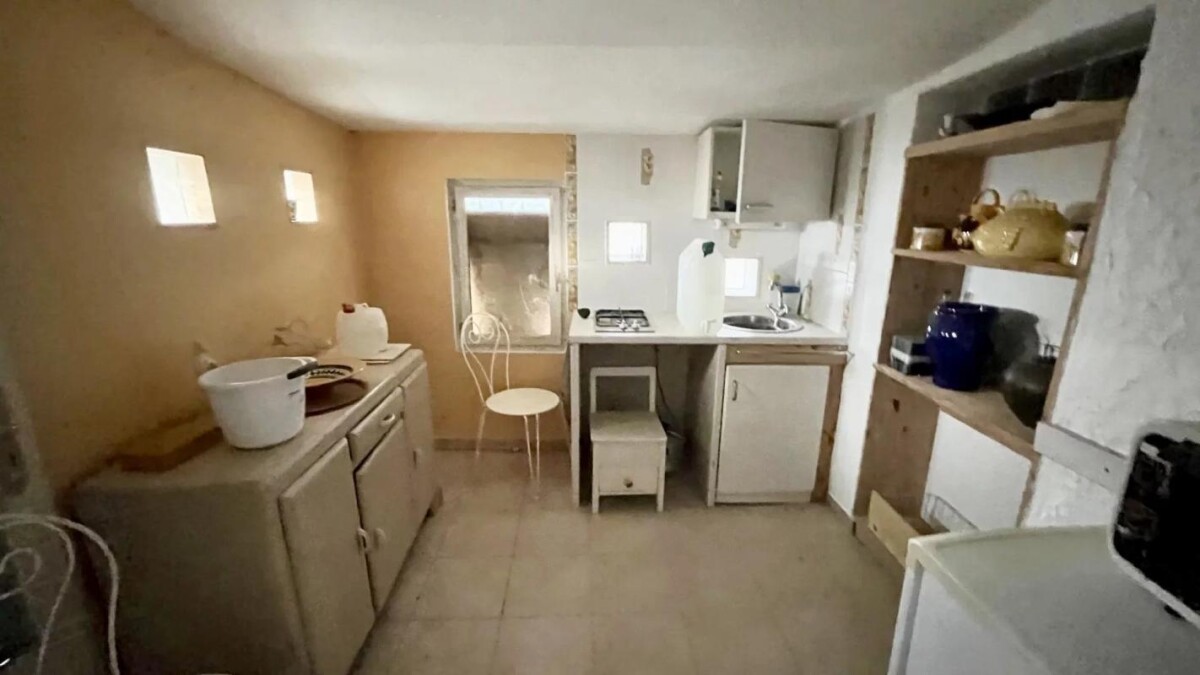 Photo 13 : Cabanon à rénover sur 1,5 hectare de nature à Mormoiron