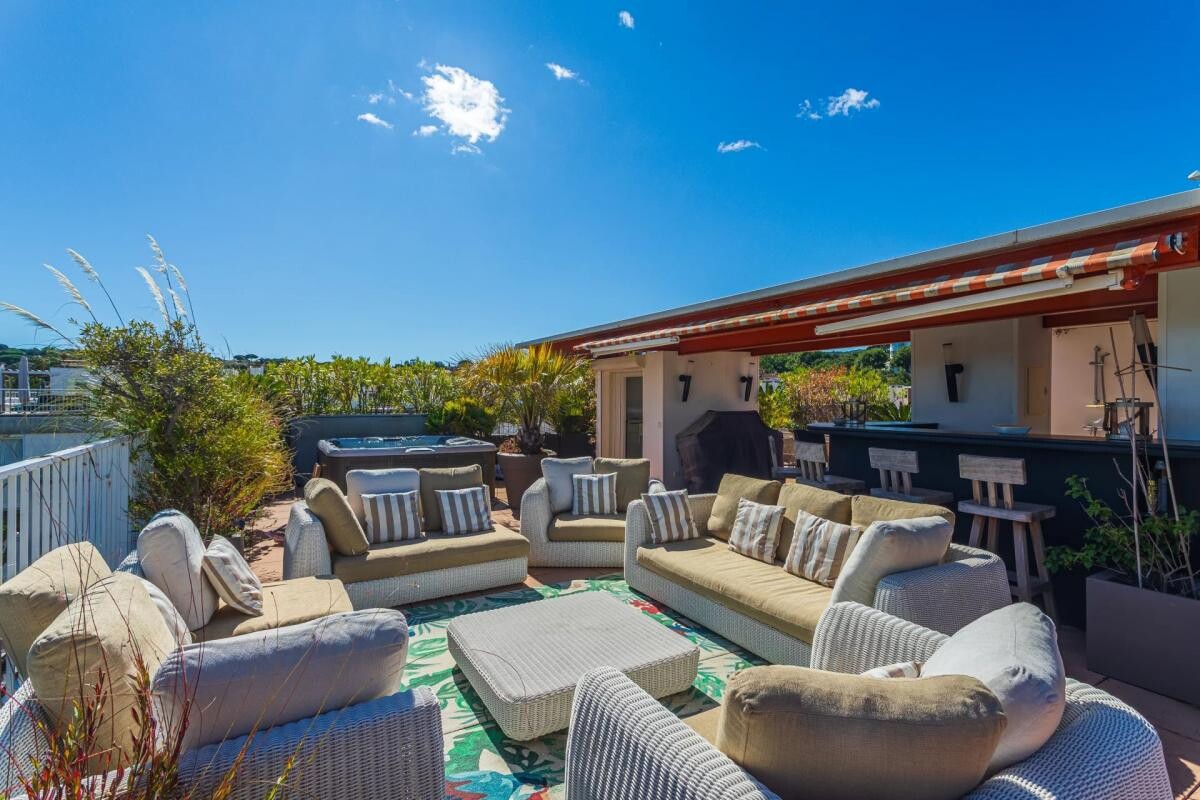 Photo 5 : Appartement en duplex avec toit terrasse à St Tropez