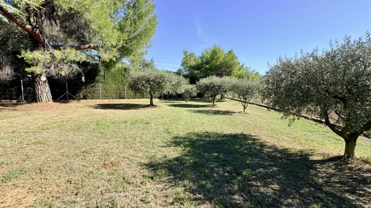 Photo 4 : Propriété de charme et qualité avec 5 chambres au pied du Ventoux