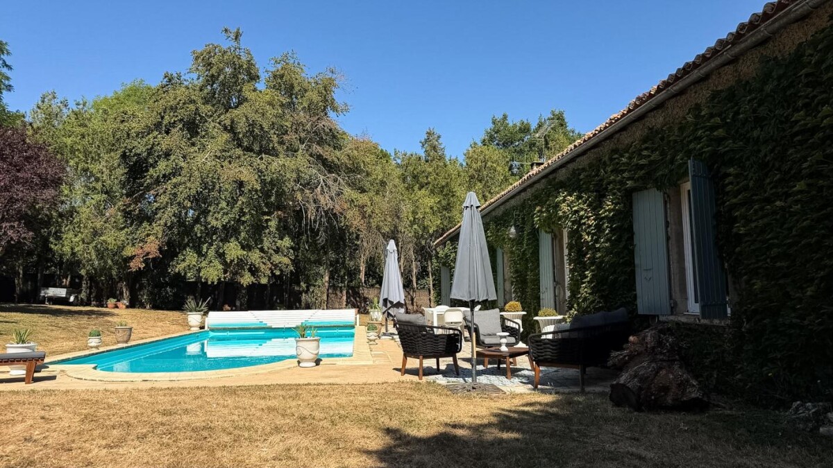 Photo 3 : Longère rénovée avec piscine à 15km de Poitiers