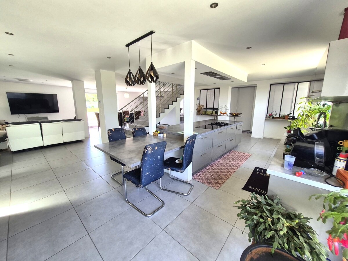 Photo 2 : Maison - Brest - 221m²