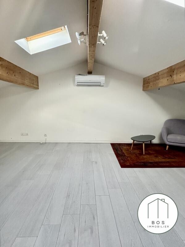 Photo 17 : Villa avec jardin et garage