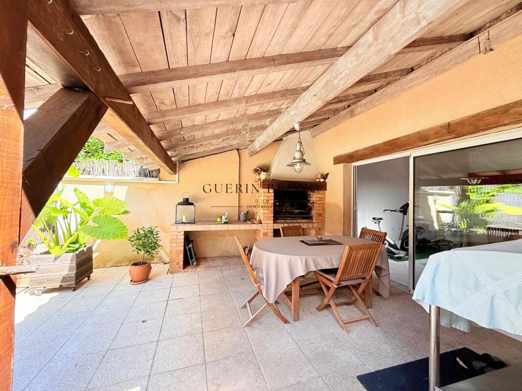 Photo 13 : À Vendre - Maison de caractère rénovée avec piscine, centre-ville de Bergerac