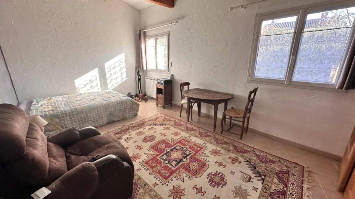 Photo 14 : Villa de plain pied avec appartement et dépendances à Vedène