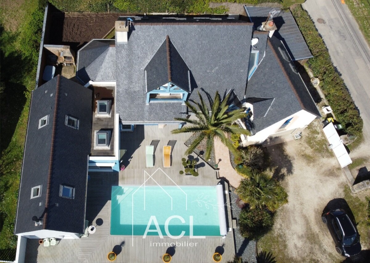 Photo 3 : Maison d’architecte avec piscine à 200 m des plages