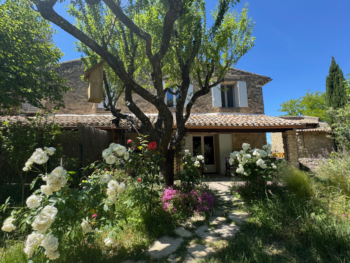Photo 5 : Appartement avec jardin dans un ancien mas en pierres