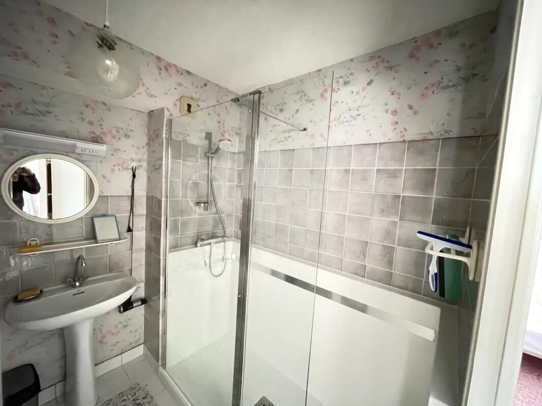 Photo 6 : T1 bis 29,17 m² + Terrasse commune - vue mer - plage 100 m Cave et Pk – 1er étage – Damgan