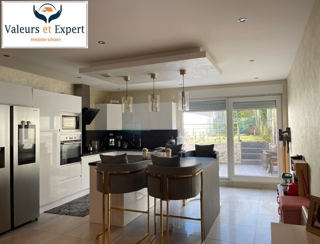 Photo 1 : Maison semi-individuelle - 130m², jardin -  TEMPLEMARS