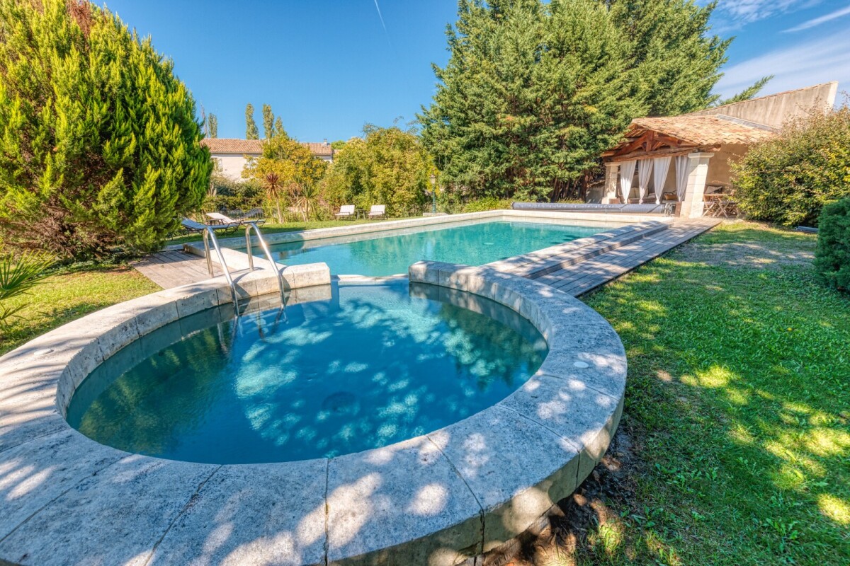 Photo 2 : Propriété - Orange - 710m²
