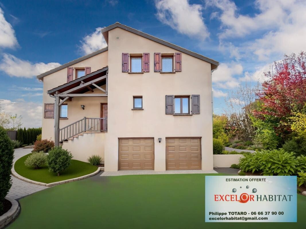 Photo 6 : Maison familiale 5 chambres avec jardin, grand séjour cathédrale, sous-sol complet, garages quartier calme, écoles et centre-ville accessibles à pied