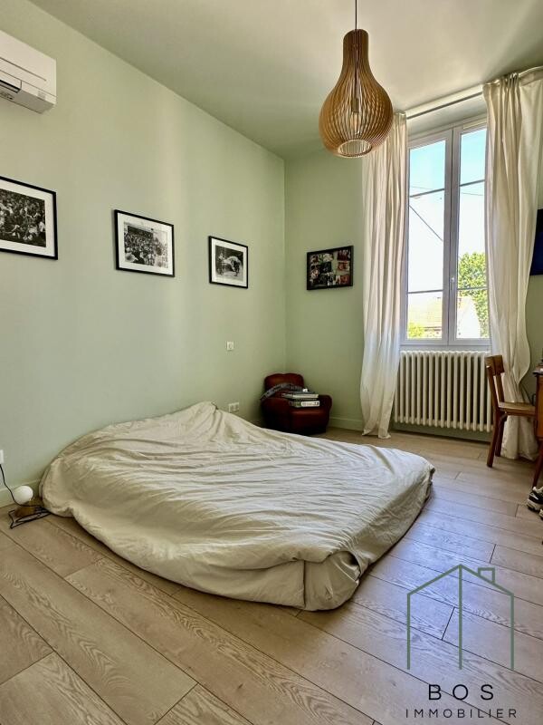 Photo 19 : Maison de ville avec piscine et garage