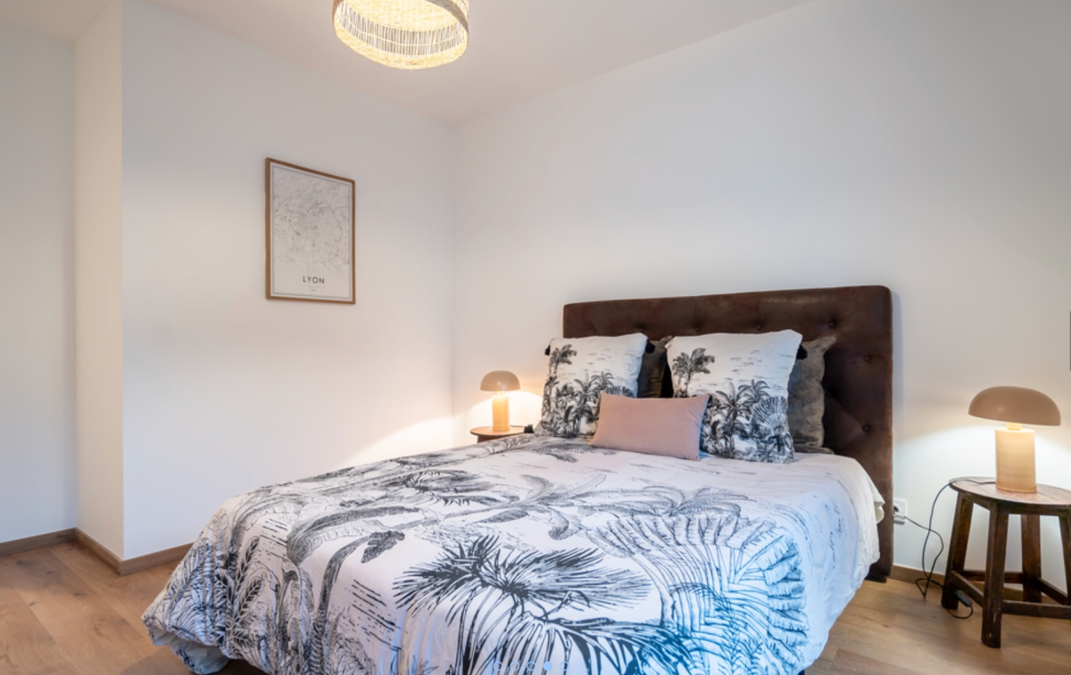 Photo 2 : T4 lumineux avec balcon et parking- Lyon - 85m²