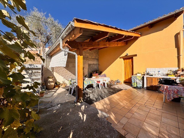 Photo 3 : Maison jumelée 2/3 pièces sur 1600m2 - Lucéram -