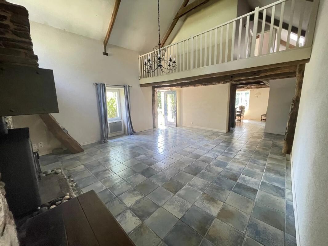 Photo 5 : Propriété avec Longère 193 m² - Piscine chauffée - dépendances Terrain 4772 m² sans vis-à-vis – Entre Elven et Sérent