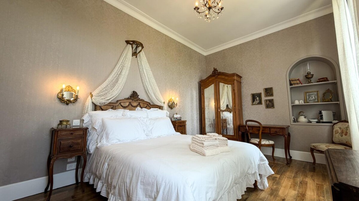 Photo 17 : Maison de Maître meublée du XIXème intégralement rénovée