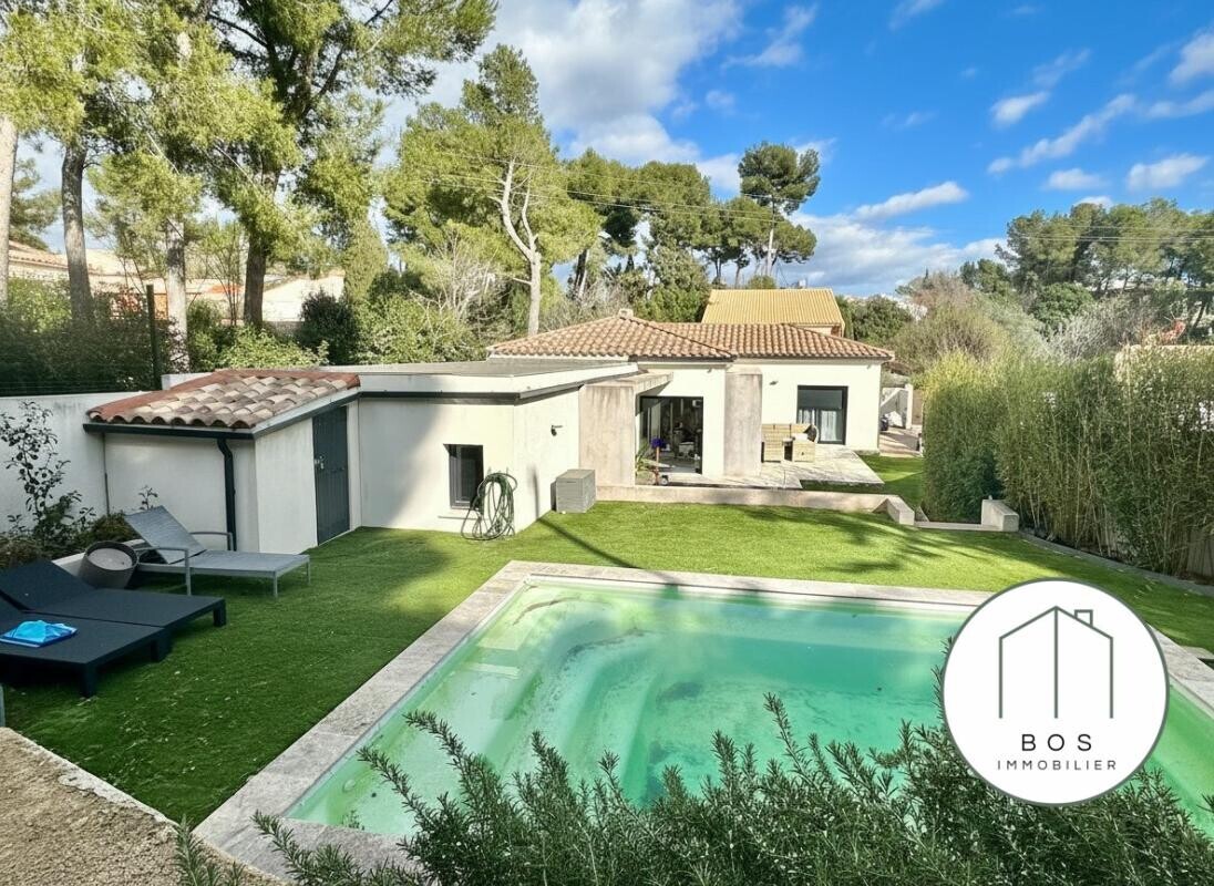 Photo 1 : Villa contemporaine avec piscine