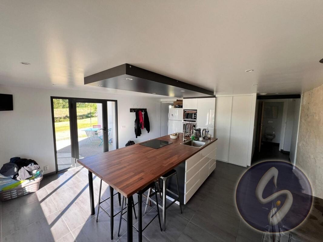 Photo 10 : MAISON ANCIENNE RENOVEE SUR GRAND TERRAIN