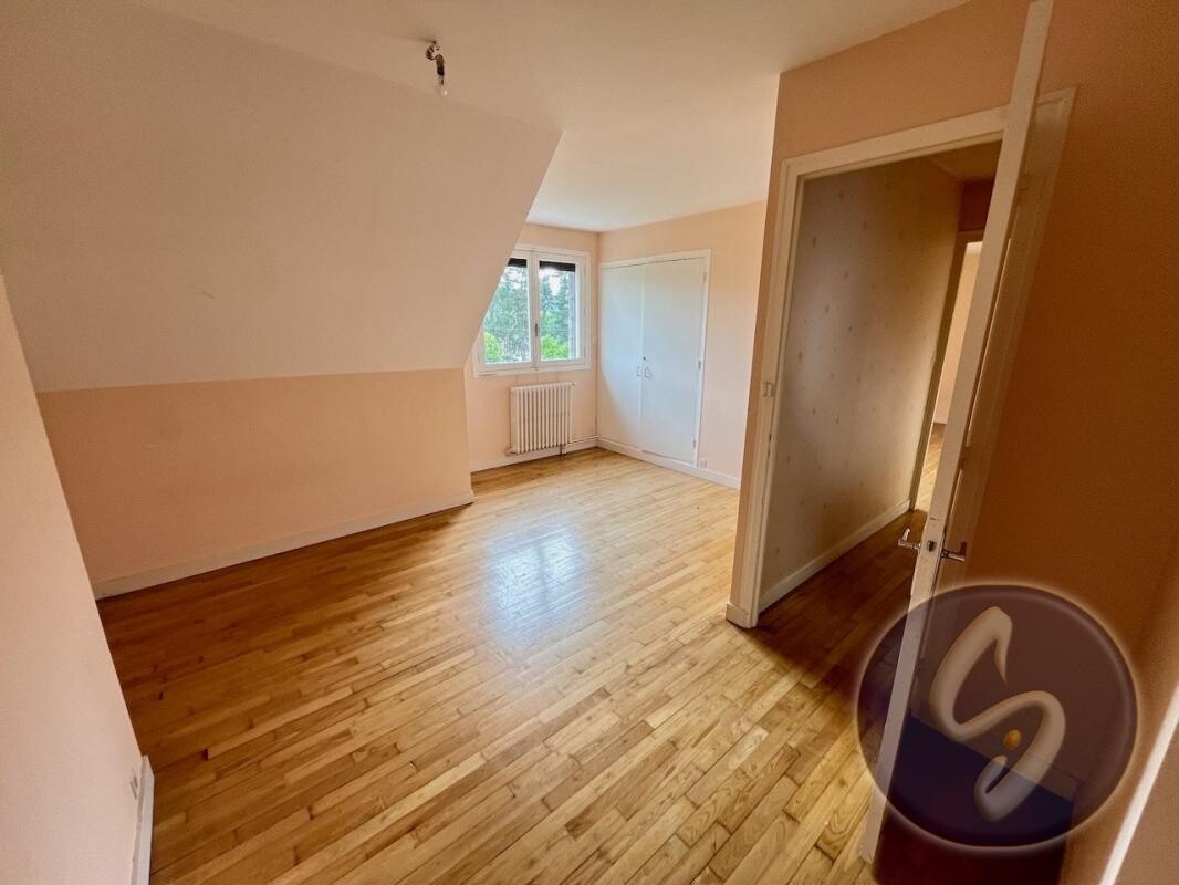 Photo 17 : Maison 5 pièces 102 m2 sur sous-sol avec Garage