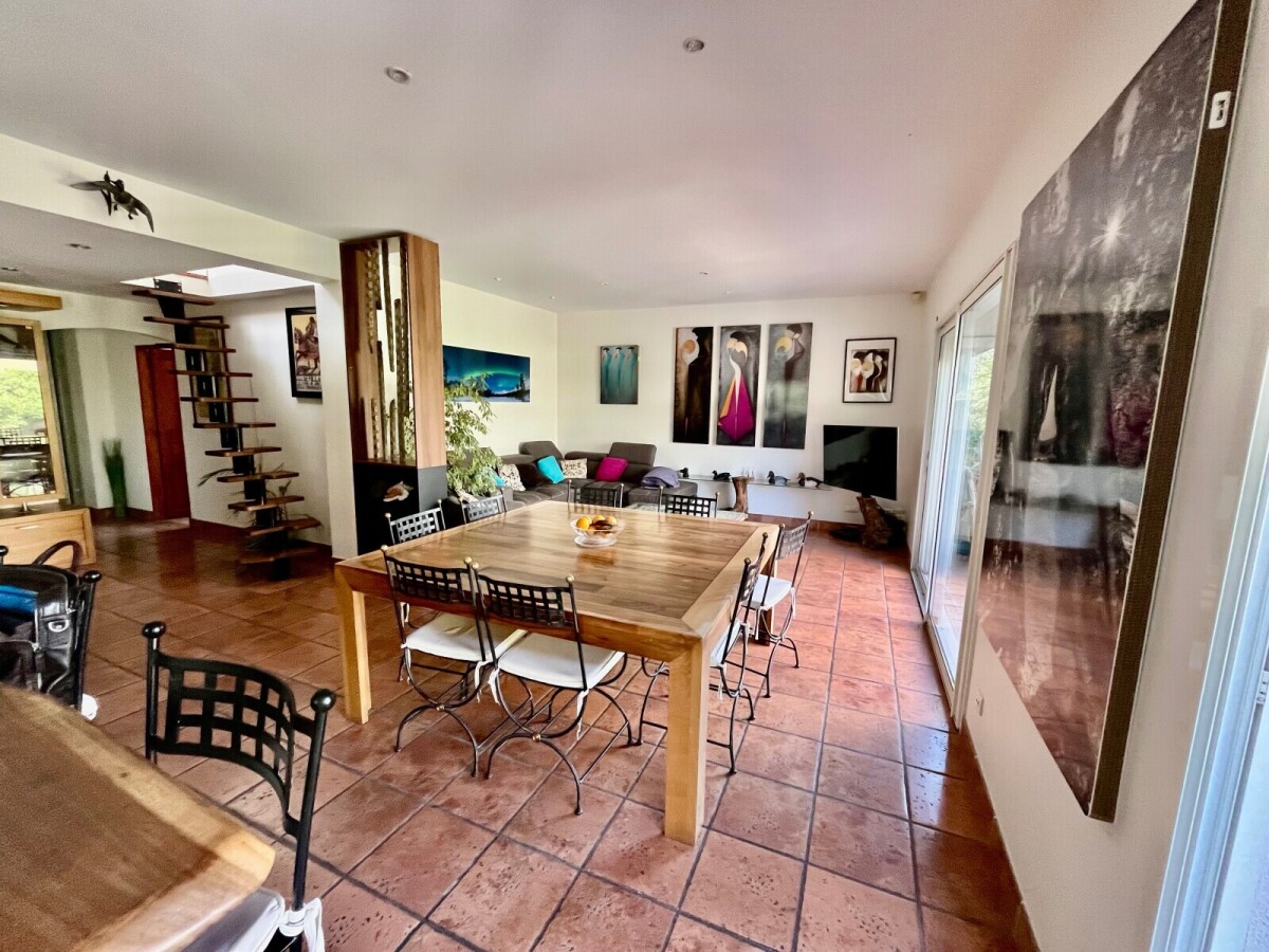 Photo 7 : Villa - Balaruc-les-Bains - 180m²