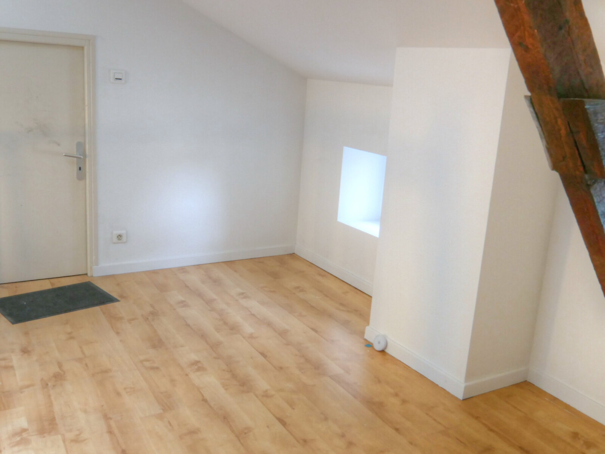 Photo 9 : Proche Nérac Local commercial  avec appartement
