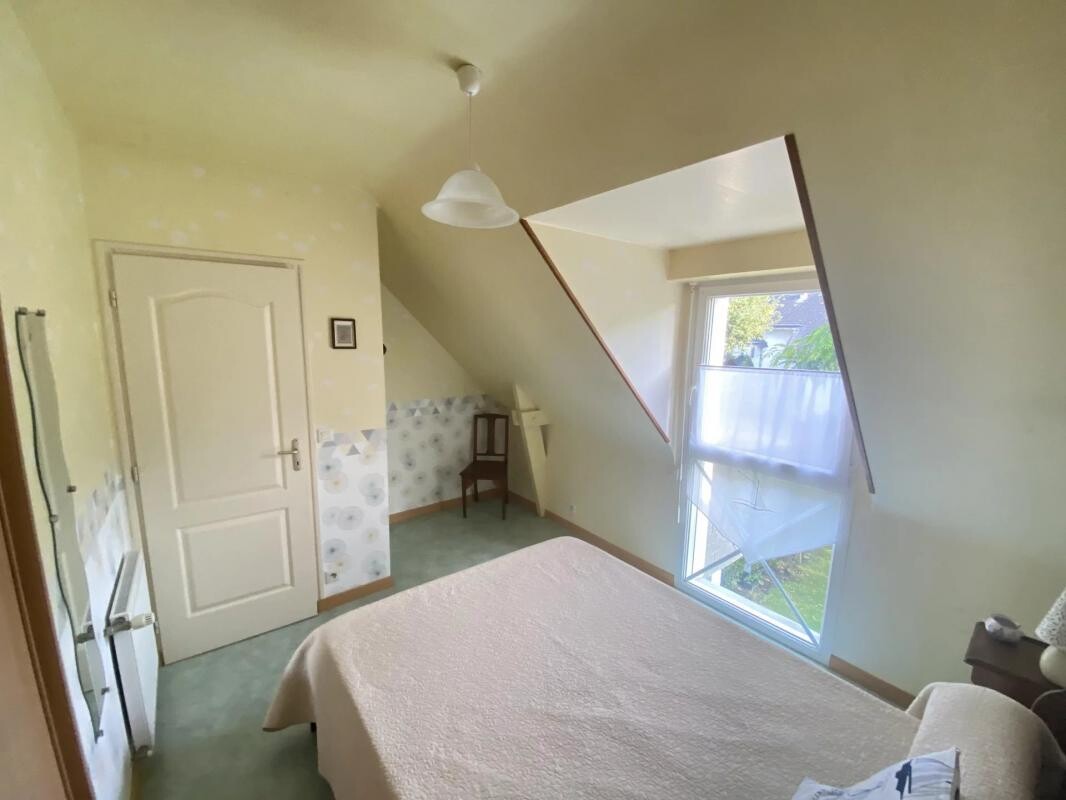 Photo 10 : Maison 5 pieces 100 m² + garage - 1 chambre et sde de Plain-pied  VANNES-Est –  2 km du Port