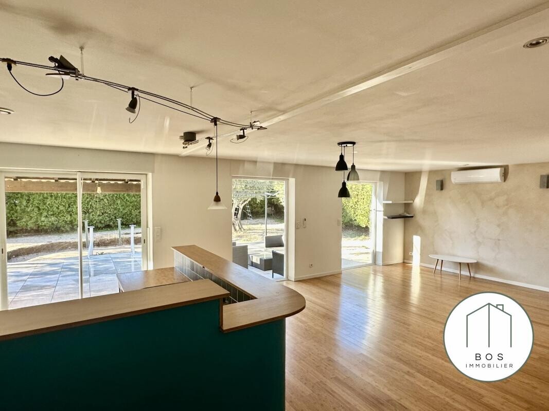 Photo 6 : Villa avec jardin et garage