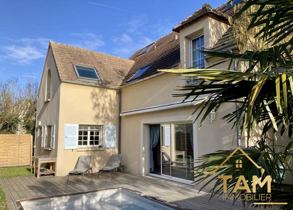 Photo 2 : Achat maison 9 pièces avec piscine Fontenay le Fleury