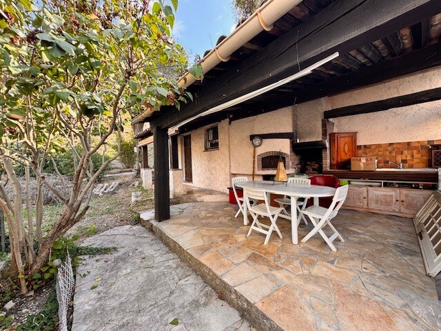 Photo 3 : Villa en 2 logements 166 m2- La Grave de Peille