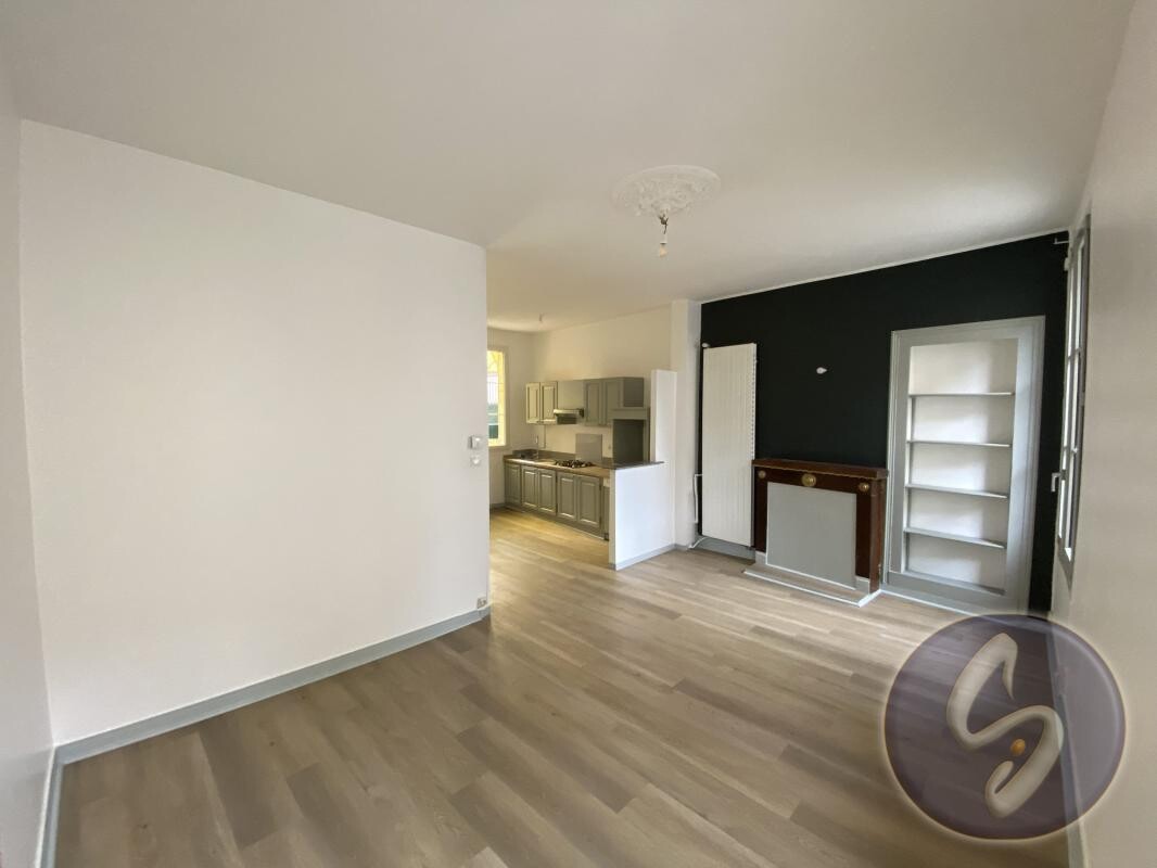 Photo 1 : Proximité écoles primaires, collèges et lycée comme commerce