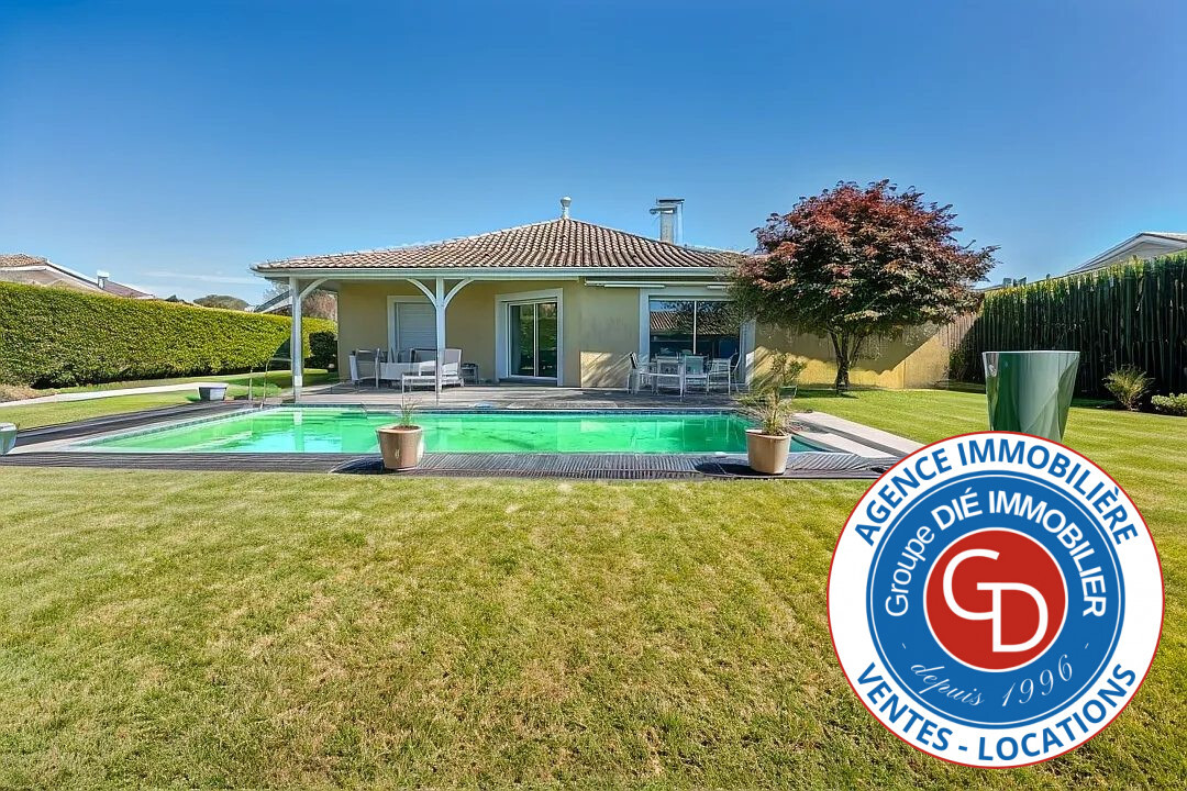 Photo 4 : Très belle villa de plain-pied avec piscine