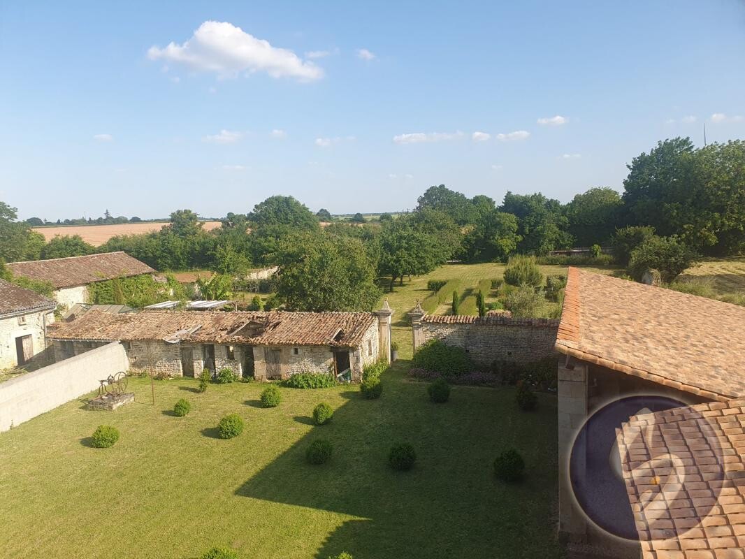 Photo 2 : LOCATIF INDEPENDANT à finir + MAISON 6 CHAMBRES dont 1 en rdc