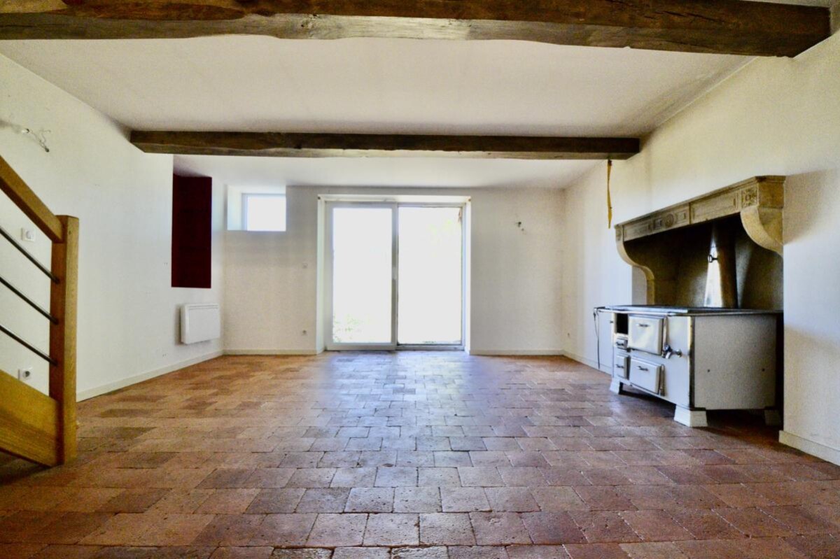 Photo 5 : MAISON EN PIERRE AVEC VUE