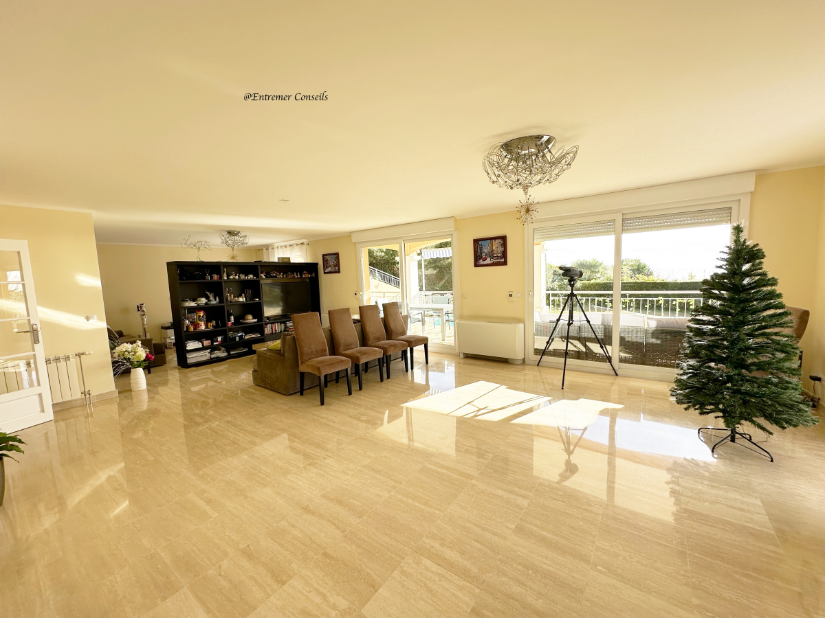 Photo 6 : Maison - Nice - 200m²