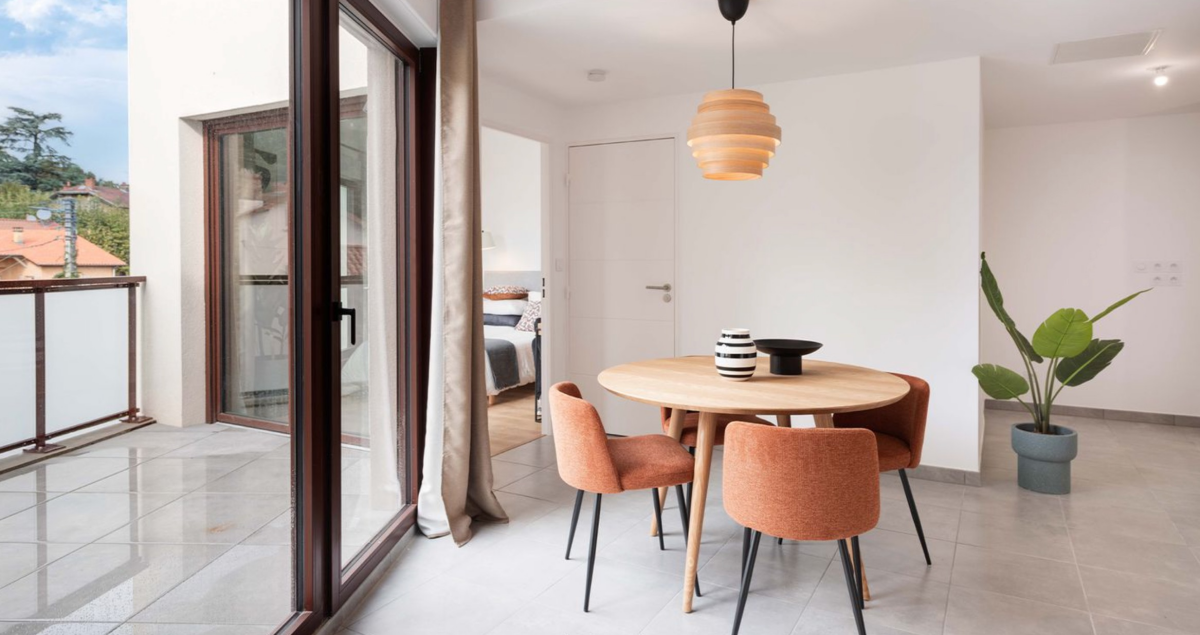 Photo 1 : T3  60 m² Balcon 10 m² Parking  - Rillieux-la-Pape - 60m²