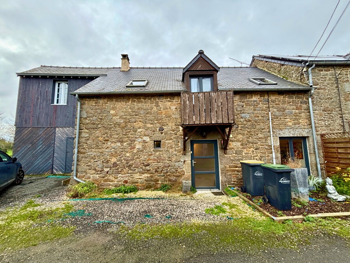 Photo 1 : Maison - Lanhélin - 140m²