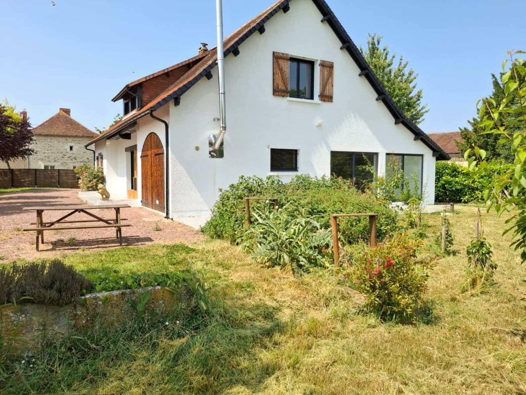 Photo 3 : Maison rénovée  avec vue sur la campagne