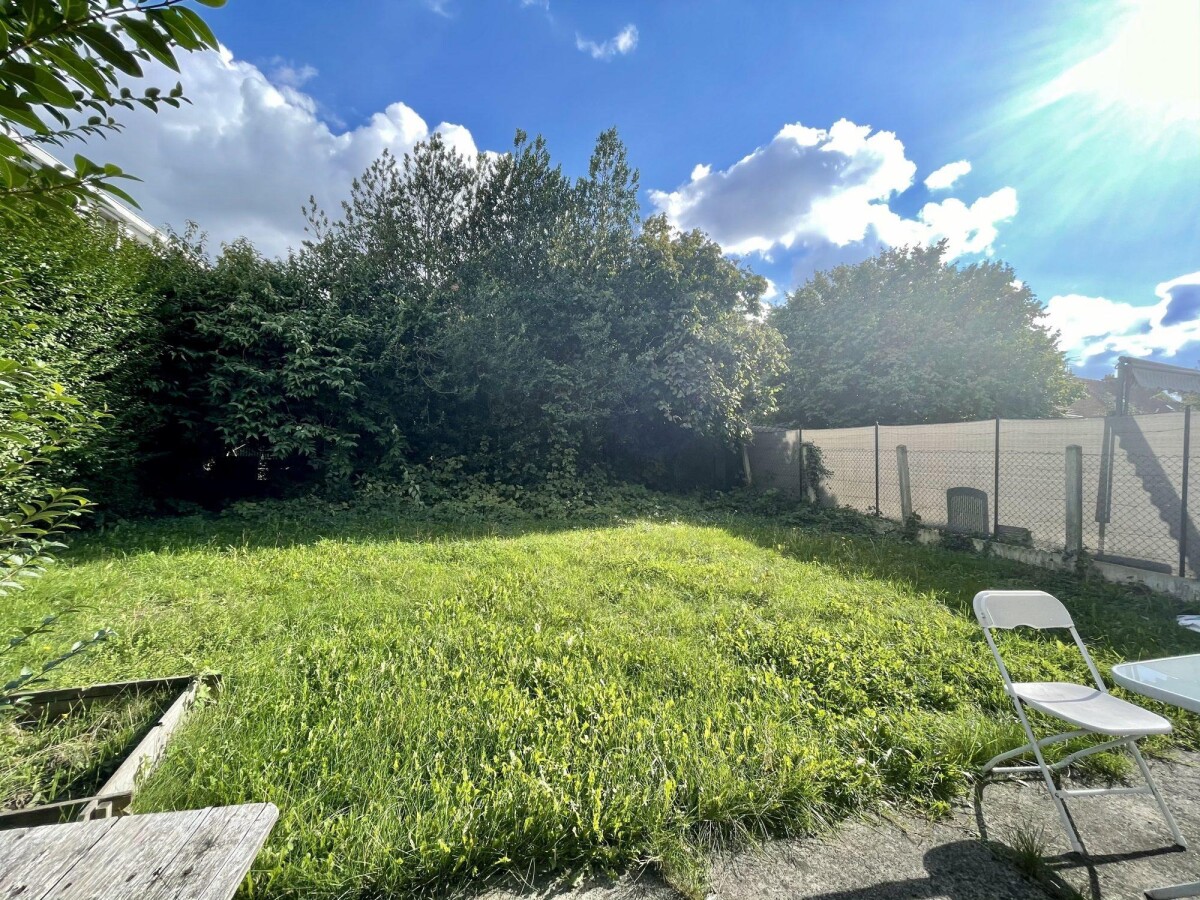 Photo 2 : Immeuble 1 mitoyenneté avec jardin - Faches-Thumesnil-