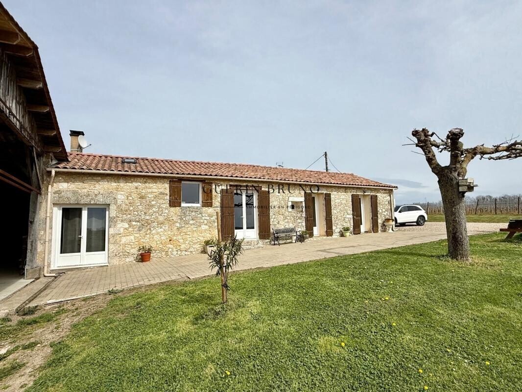 Photo 2 : Charmante maison au milieu des vignes