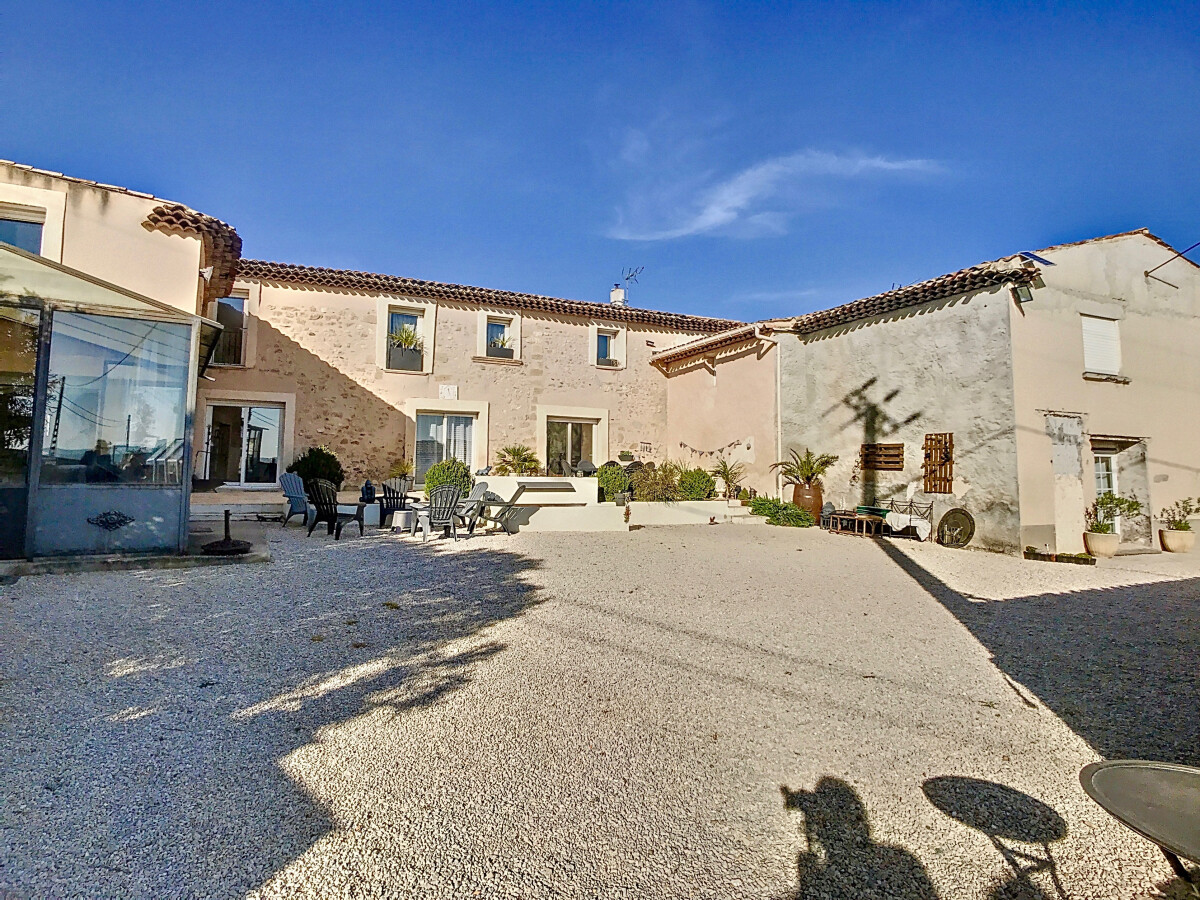 Photo 2 : Propriété - Aix-en-Provence - 570m²