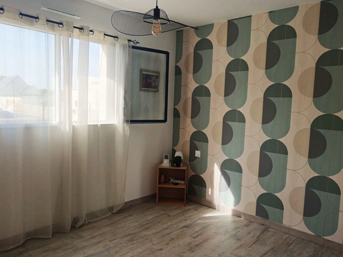 Photo 5 : Maison contemporaine de plain-pied – 113 m² – Ploudaniel