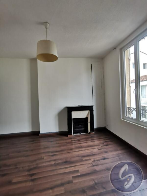 Photo 8 : Maison ancienne de caractère avec courette, sans vis-à-vis -