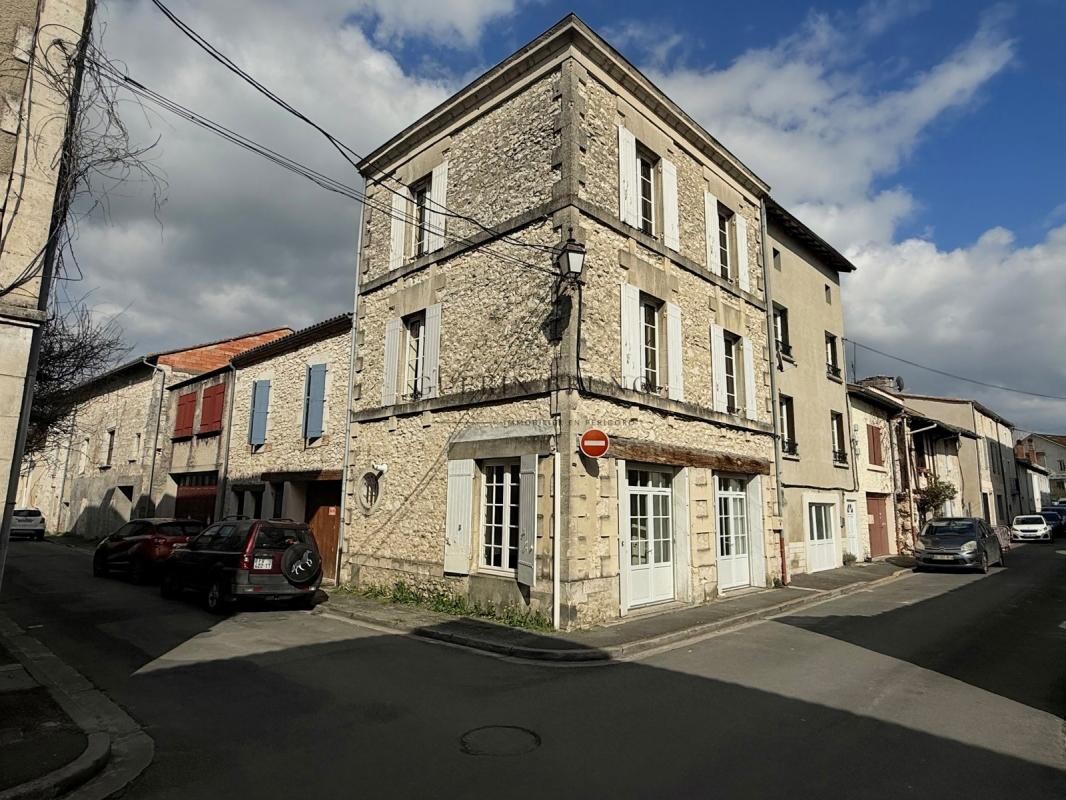 Photo 1 : EXCLUSIVITÉ - IMMEUBLE DE CARACTÈRE EN PLEIN CENTRE D'EYMET