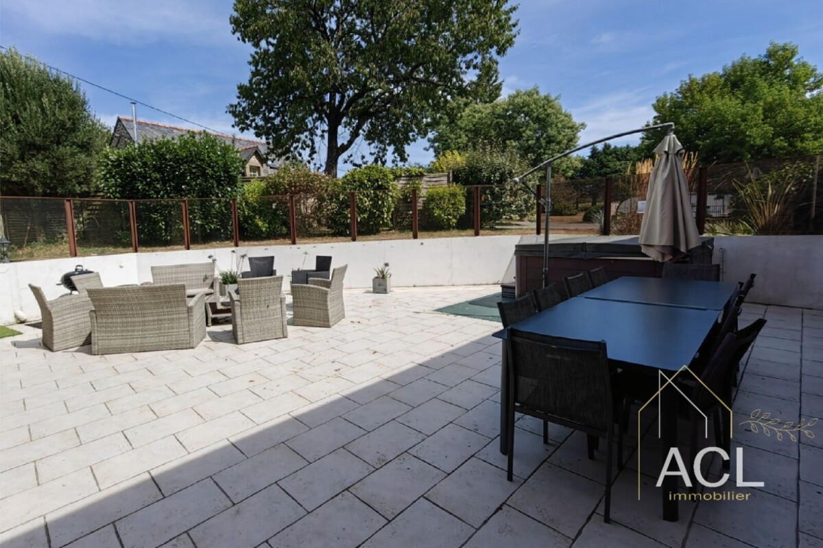 Photo 9 : Ensemble de 5 maisons avec piscine sur 9 000 m² arborés