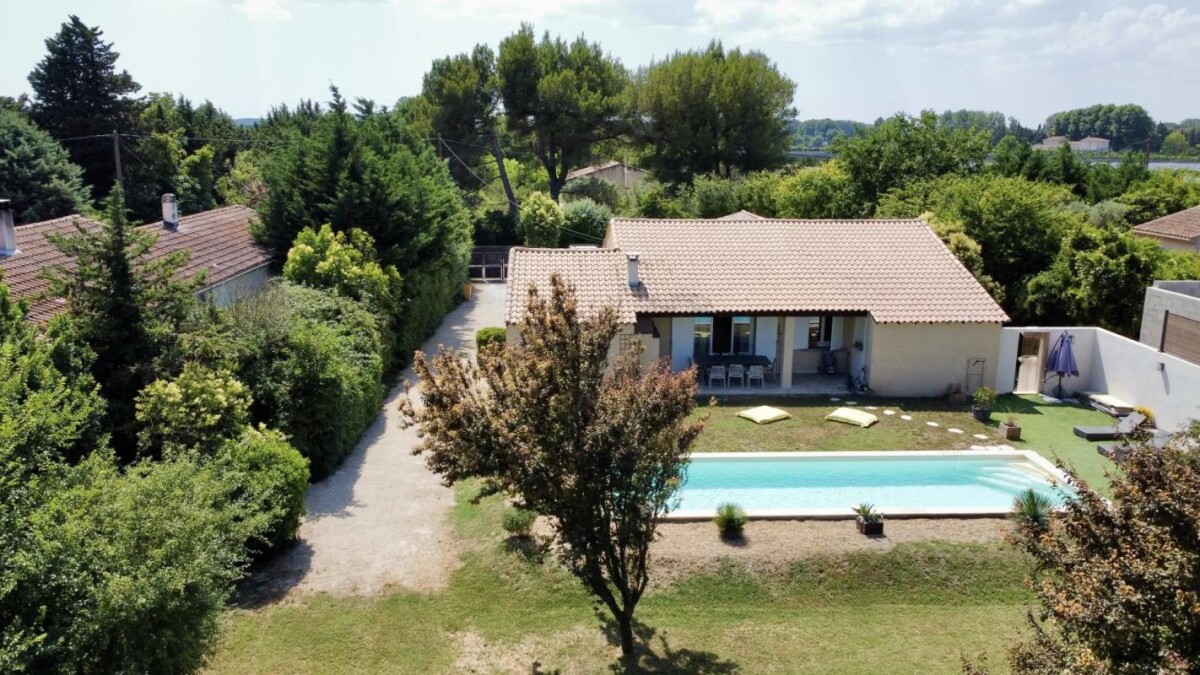 Photo 3 : Villa avec piscine et dépendances proche de L'Isle-sur-la-Sorgue